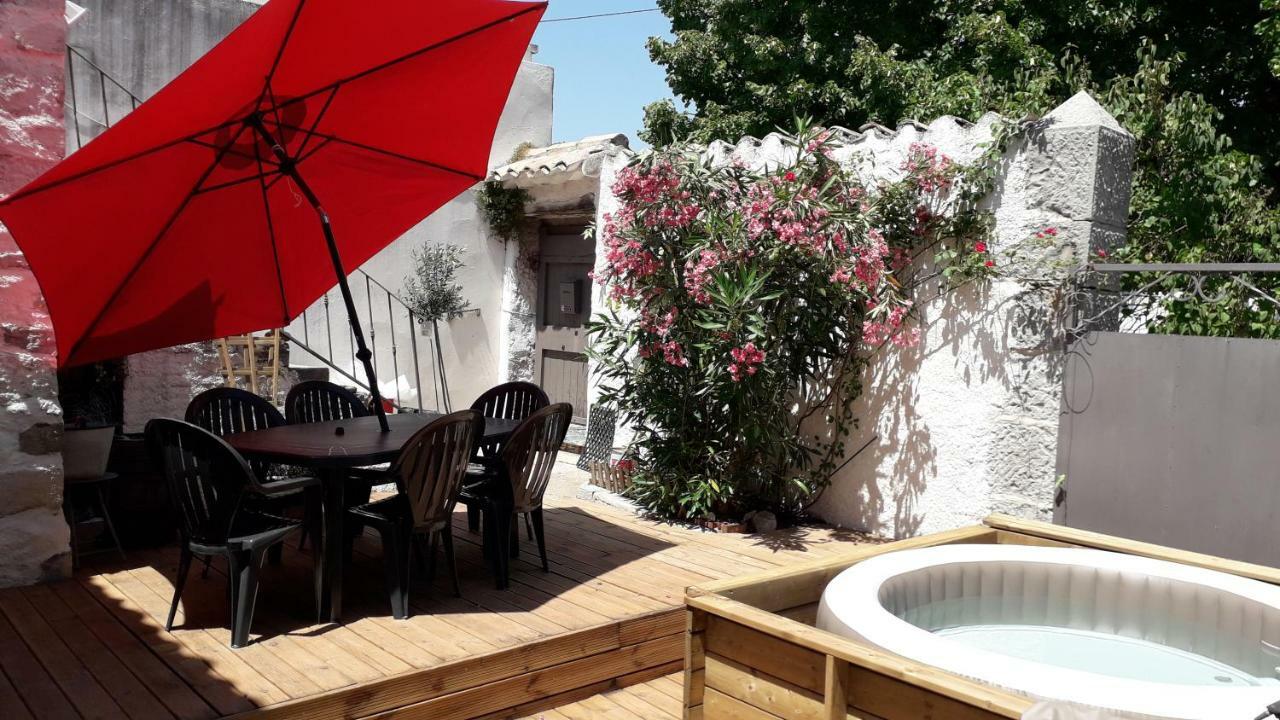 Le Patio Aux Hirondelles Villa Lagorce  Luaran gambar